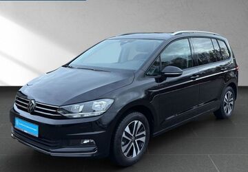 VW Touran 1.506 km 37.930 &euro; Schleswig 24837