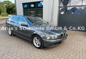 BMW 530 282.936 km 9.950 &euro; Schaalby 24882