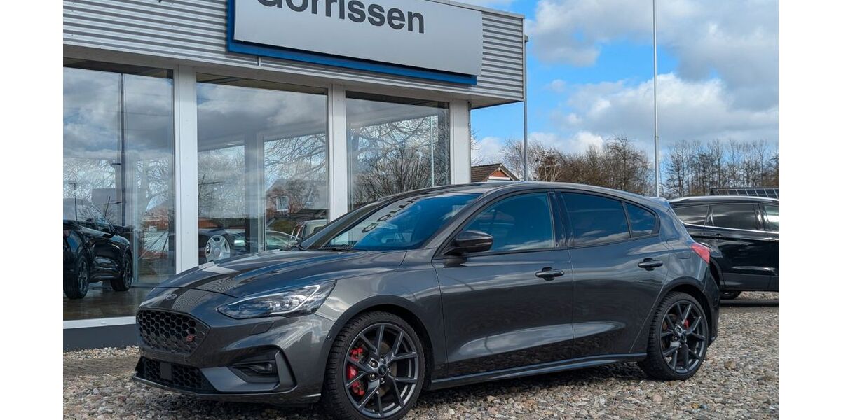 Ford Focus 97.980 km 22.990 &euro; Tarp 24963