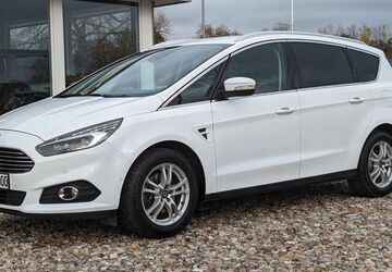 Ford S-Max 62.000 km 22.990 &euro; Tarp 24963