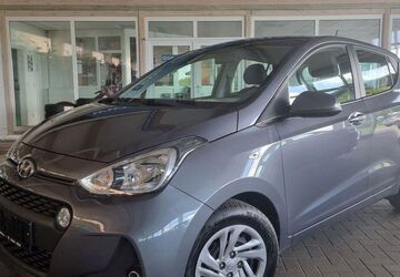 Hyundai i10 44.507 km 12.950 &euro; Steinbergkirche 24972