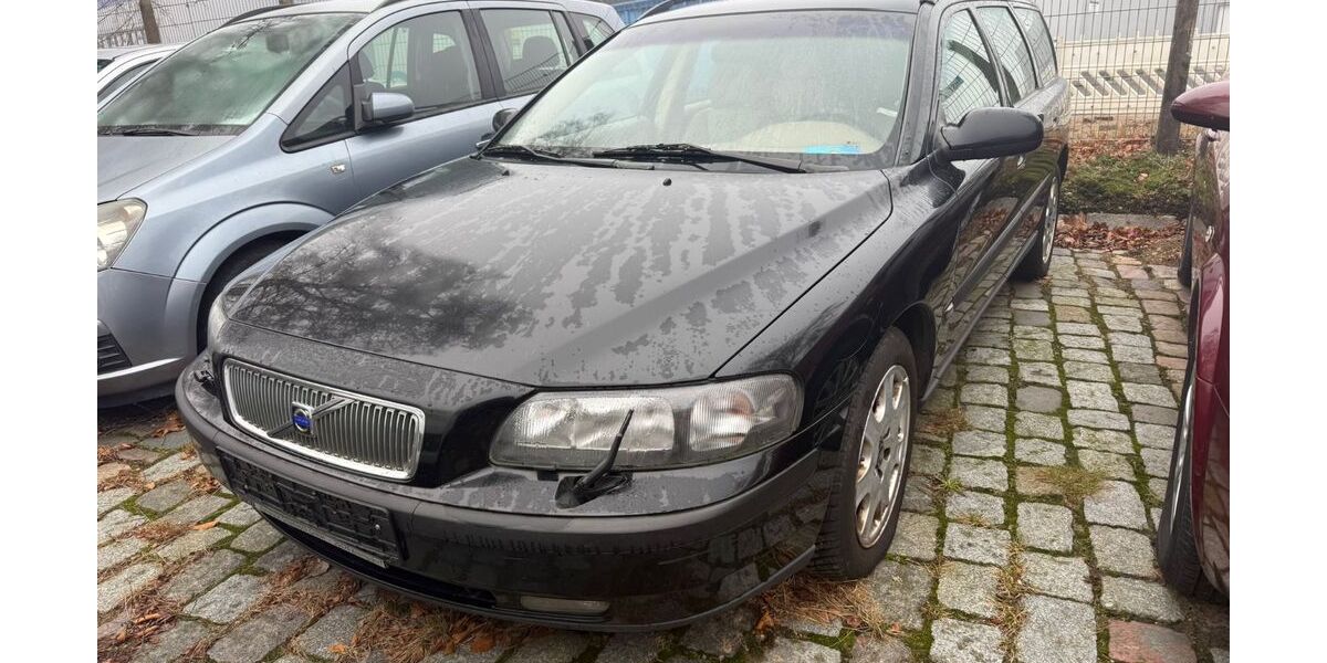 Volvo V70 404.000 km 1.480 &euro; Rendsburg 24768