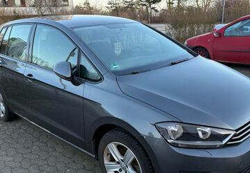 VW Golf Sportsvan 46.000 km 12.000 &euro; Damp 24351