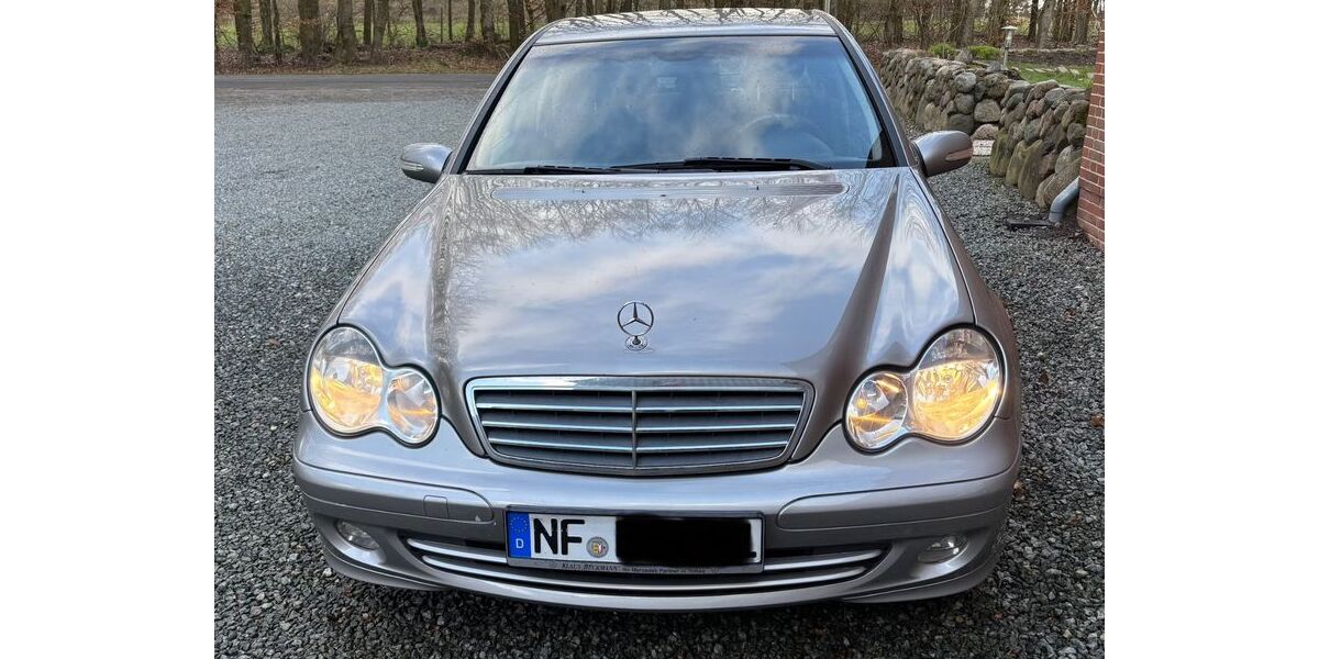 Mercedes-Benz C 200 279.158 km 2.500 &euro; Spinkebüll 25884