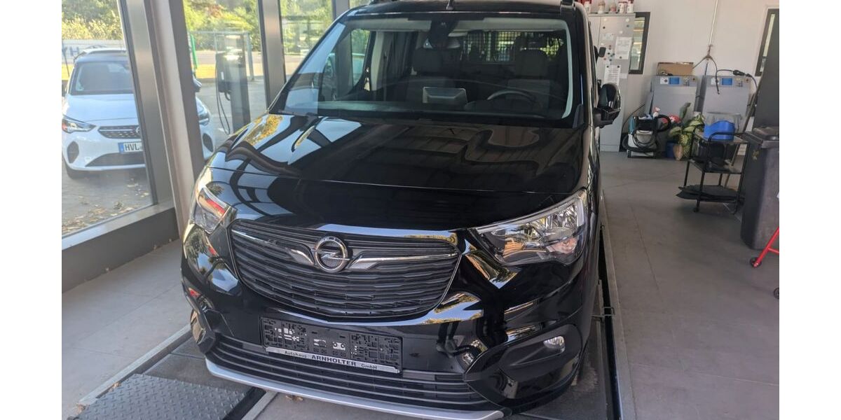 Opel Combo 33.500 km 19.999 &euro; Eggebek 24852