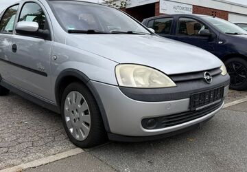 Opel Corsa 144.605 km 2.480 &euro; Rendsburg 24768