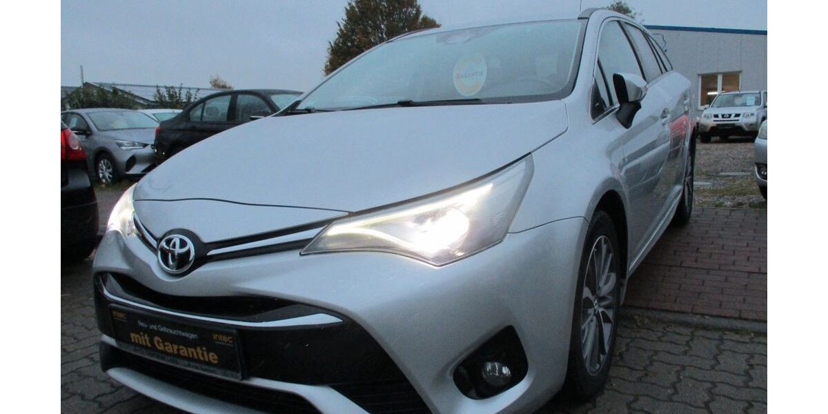 Toyota Avensis 119.500 km 12.999 &euro; Gettorf 24214