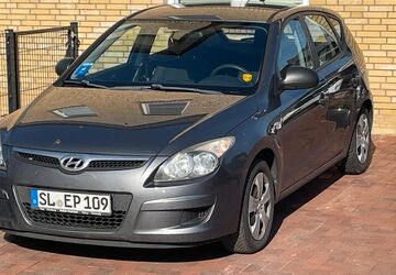 Hyundai i30 101.300 km 2.600 &euro; Kropp 24848