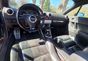 Audi TT 241.800 km 1.650 &euro; Eckernförde 24340
