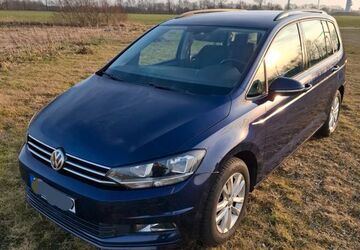VW Touran 150.000 km 10.750 &euro; Wanderup 24997