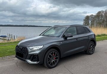 Audi Q5 90.000 km 39.000 &euro; Schleswig 24837