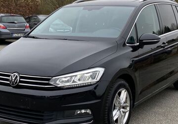 VW Touran 164.000 km 17.900 &euro; Bilschau 24988