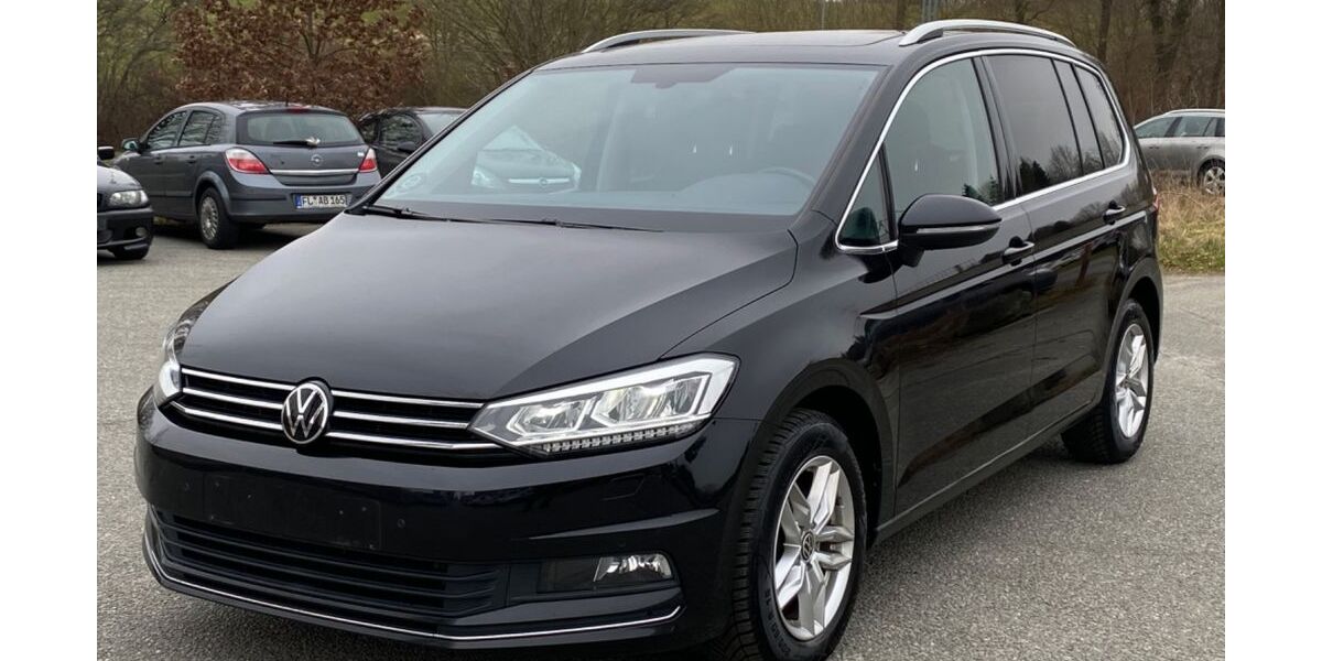 VW Touran 164.000 km 17.900 &euro; Bilschau 24988