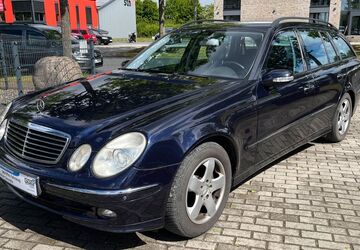 Mercedes-Benz E 320 321.000 km 2.990 &euro; Schleswig 24837