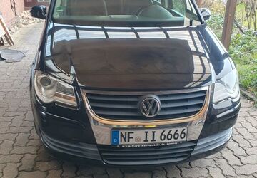 VW Touran 357.740 km 1.799 &euro; Schwesing 25813