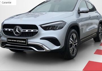 Mercedes-Benz GLA 200 12.100 km 34.550 &euro; Schleswig-Busdorf 24866