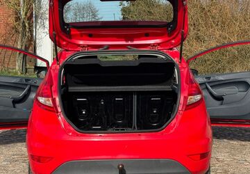 Ford Fiesta 98.000 km 4.700 &euro; Groß Wittensee 24361