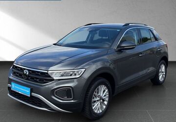 VW T-Roc 9.580 km 27.930 &euro; Schleswig 24837
