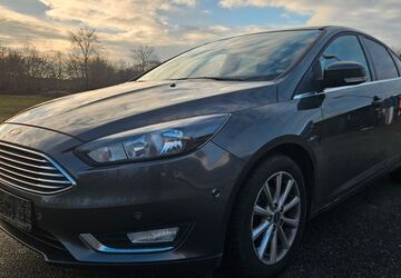 Ford Focus 99.370 km 8.600 &euro; Nübbel 24809