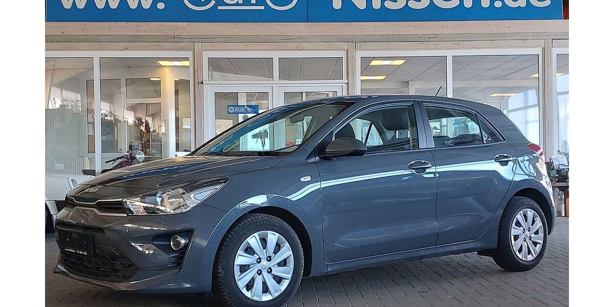 Kia Rio 18.050 km 18.390 &euro; Steinbergkirche 24972