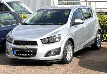 Chevrolet Aveo 83.000 km 3.990 &euro; Schleswig 24837