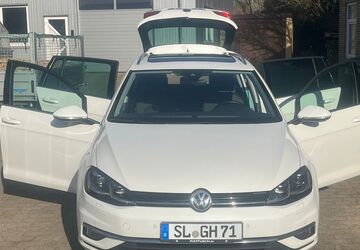 VW Golf 105.000 km 18.000 &euro; Treia 24896