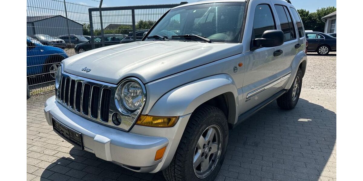 Jeep Cherokee 326.000 km 3.990 &euro; Schleswig 24837