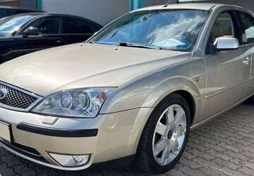 Ford Mondeo 212.999 km 1.480 &euro; Rendsburg 24768