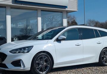 Ford Focus 85.600 km 15.990 &euro; Tarp 24963