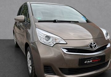 Toyota Verso-S 93.270 km 7.980 &euro; Rendsburg 24768