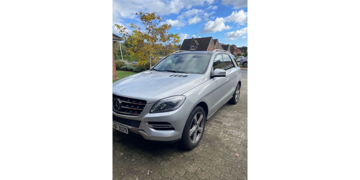 Mercedes-Benz ML 350 154.000 km 21.800 &euro; Busdorf 24866